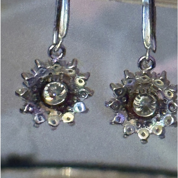 Moissanite One Carat Flower Dangle from slide through lever - Picture 6 of 9